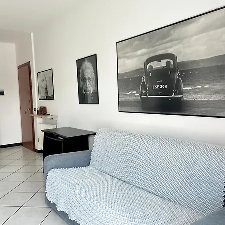 Casa Lucia Apartment *